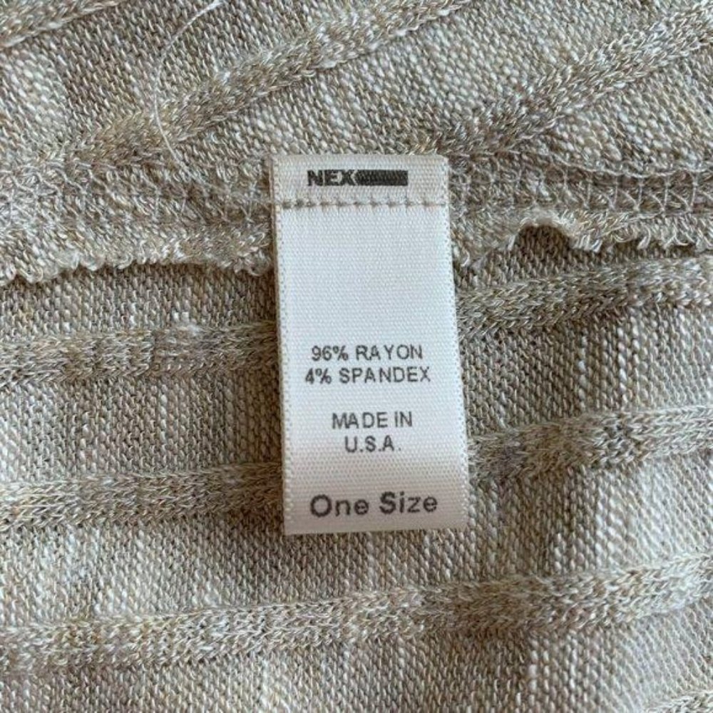 New Prospects Ribbed Cold Shoulder Sweater - Picture 8 of 8